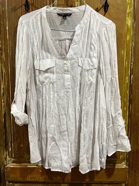 Zac & Rachel White V-Neck Button Tunic